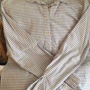 Gap boyfriend fit shirt